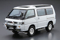 1/24 MITSUBISHI P35W DELICA STAR WAGON '91 Model Kit