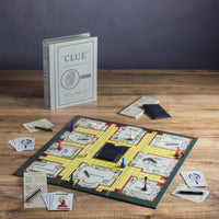Clue - Vintage Bookshelf Edition