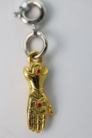 Traveler's Trinkets: Enchanted Gauntlet Charm