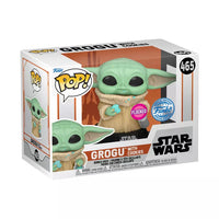 Funko Pop! & Tee Star Wars: The Mandalorian - Grogu with Cookie Flocked Exclusive Size L