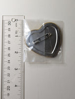 Toma Amnesia Can Badge