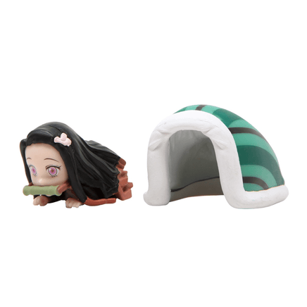 Banpresto: Demon Slayer: Kimetsu no Yaiba: Nezuko Kamado Collection II - Nezuko Under Blanket (C) World Collectable Figure - The Mage's Emporium Shumi Toys & Gifts Shopify Collective Shumi Toys & Gifts Used English World Collectable Diorama Japanese Style Comic Book