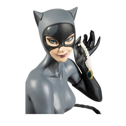 DC Designer Series Catwoman by Stanley Lau 1:6 Scale Statue - The Mage's Emporium ToyShnip Shopify Collective ToyShnip Used English Action & Toy Figures Japanese Style Comic Book