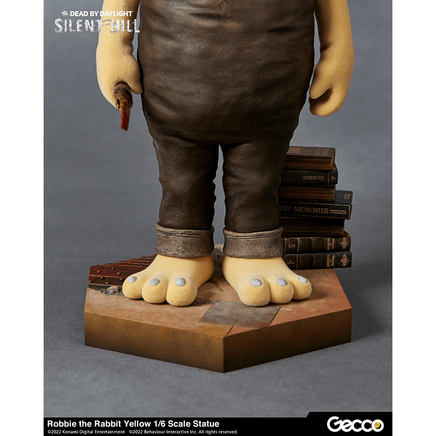 Gecco Corp: Silent Hill x Dead By Daylight - Robbie Rabbit Yellow 1/6 Scale Figure - The Mage's Emporium Shumi Toys & Gifts Shopify Collective Shumi Toys & Gifts Used English 1/6 Scale Figure Japanese Style Comic Book