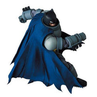 Medicom DC The Dark Knight Returns Armored Batman MAFEX Action Figure - The Mage's Emporium ToyShnip Shopify Collective ToyShnip Used English Action & Toy Figures Japanese Style Comic Book