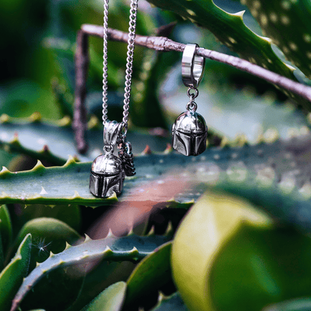 Star Wars™ Mando Earring - The Mage's Emporium Mister SFC Mister SFC Shopify Collective Used English EARRING Japanese Style Comic Book