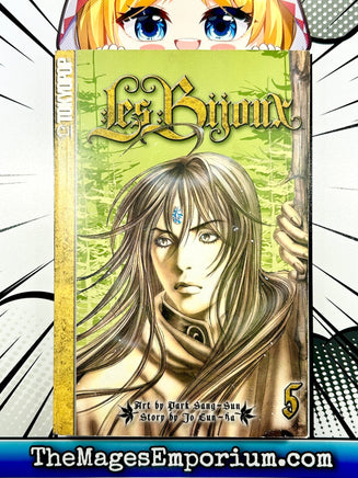 Les Bijoux Vol 5 - The Mage's Emporium Tokyopop 2000's 2307 action Used English Manga Japanese Style Comic Book