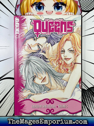 Queens Vol 5 - The Mage's Emporium Tokyopop Comedy Older Teen Romance Used English Manga Japanese Style Comic Book